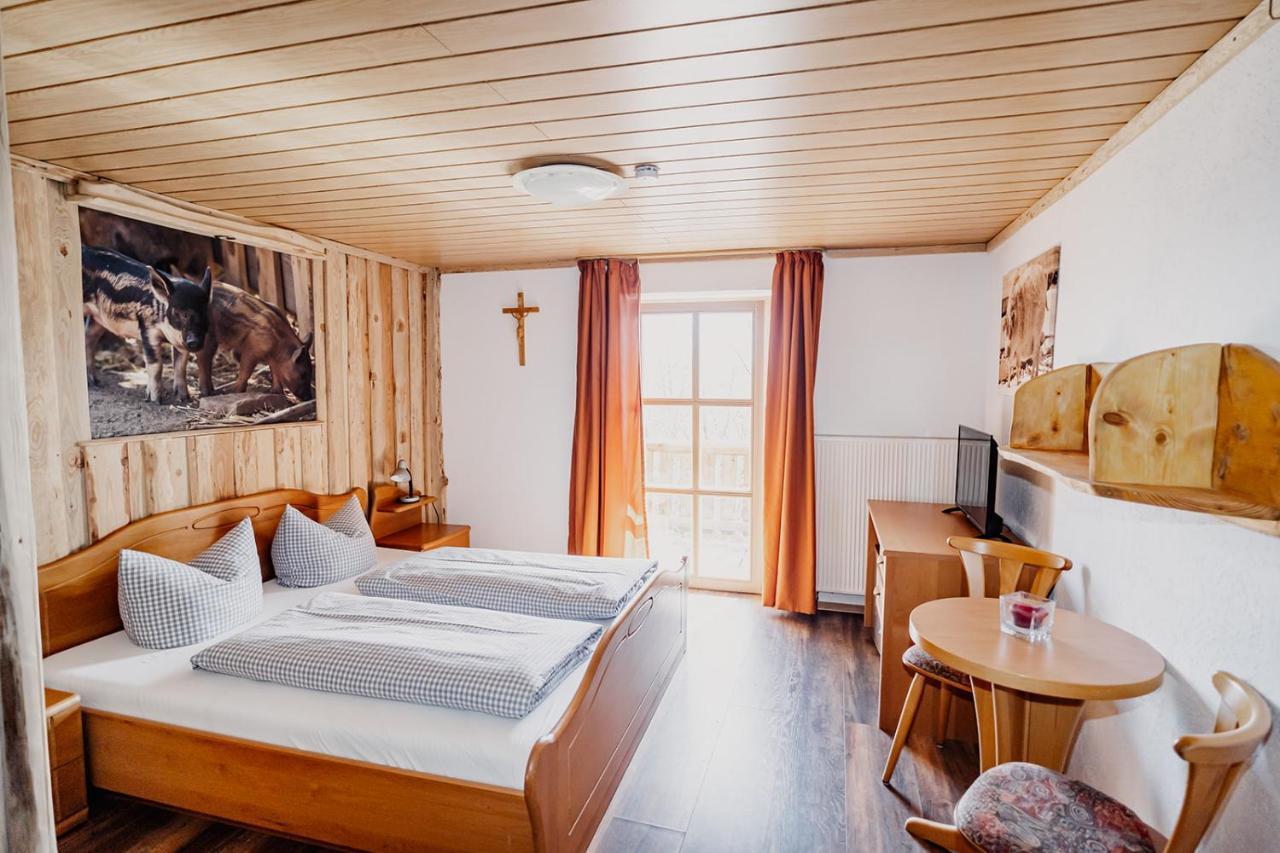 Landhotel Zum Matthiasl Bischofsreut Ngoại thất bức ảnh